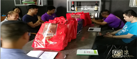 國慶適逢中秋佳節(jié)，燦源裝飾與你一起團圓