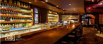 了解日式酒吧設(shè)計風(fēng)格特點給你一種歸家之感