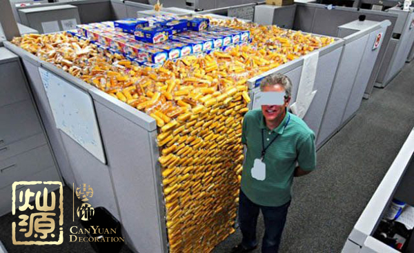 開玩笑把鄰居笑死