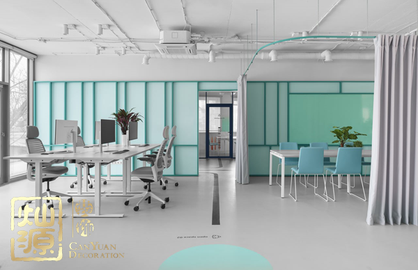 法國農(nóng)場母雞熱死 下一個可能就是辦公室里的你了