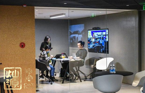 蔚來(lái)汽車莊莉離職 可惜了蔚來(lái)汽車那么舒適的辦公室裝修環(huán)境