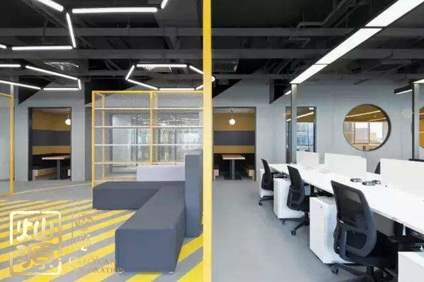 ofo小黃車日均退款3500人 ，走下神壇的小黃車辦公室人去樓空？