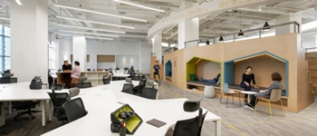 3500平米辦公室現(xiàn)代風(fēng)格裝修效果圖  融合理念文化實現(xiàn)到訪客戶的轉(zhuǎn)化