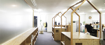 日本名古屋簡易工業(yè)風(fēng)辦公室設(shè)計  務(wù)實低調(diào)卻充滿溫情的辦公空間