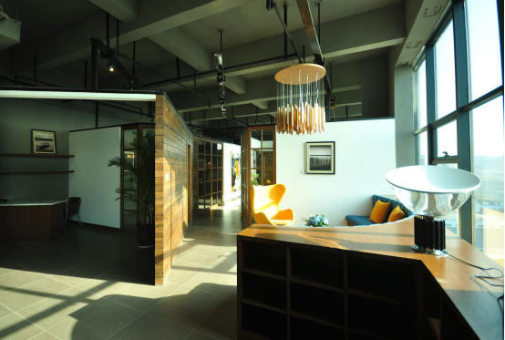 小辦公室裝修如何做出大辦公室感覺？