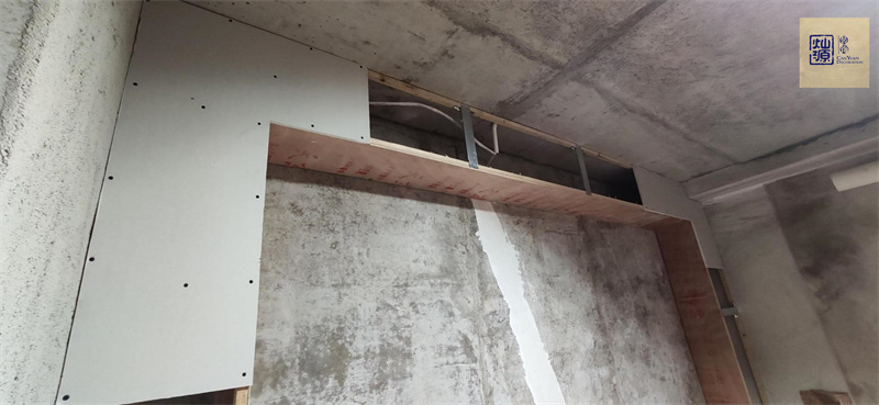 開裂變形？辦公室裝修設(shè)計(jì)頻繁出現(xiàn)問題！到底因何而起？